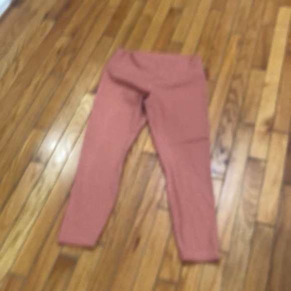 Lulu🍋 Rustic Coral Align 25” size 10 - Picture 2 of 7